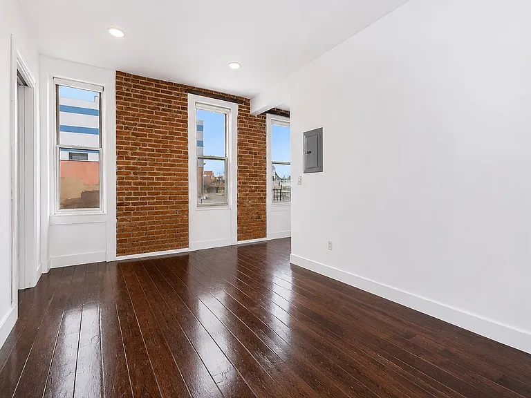 519 Myrtle Ave #1G — Photo 4