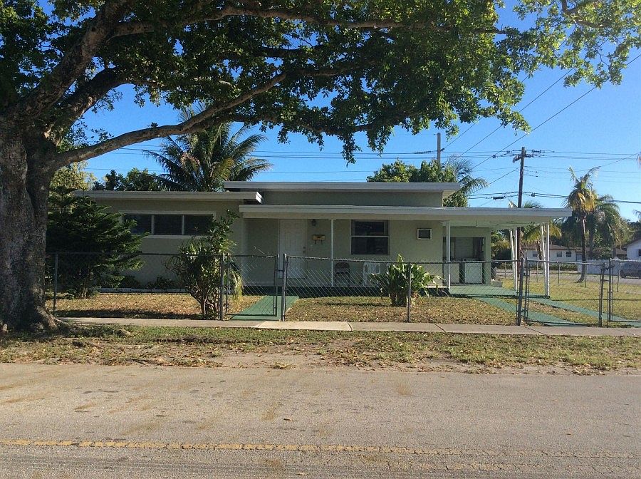 1st image of 1100 NE 161st Ter