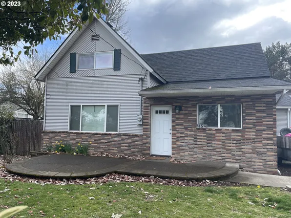 454 W Main St, Carlton, OR 97111