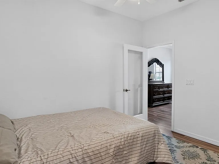 8525 SW 86th Ter — Photo 31
