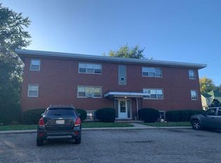 501 Spring St APT 3, Washington, IL 61571