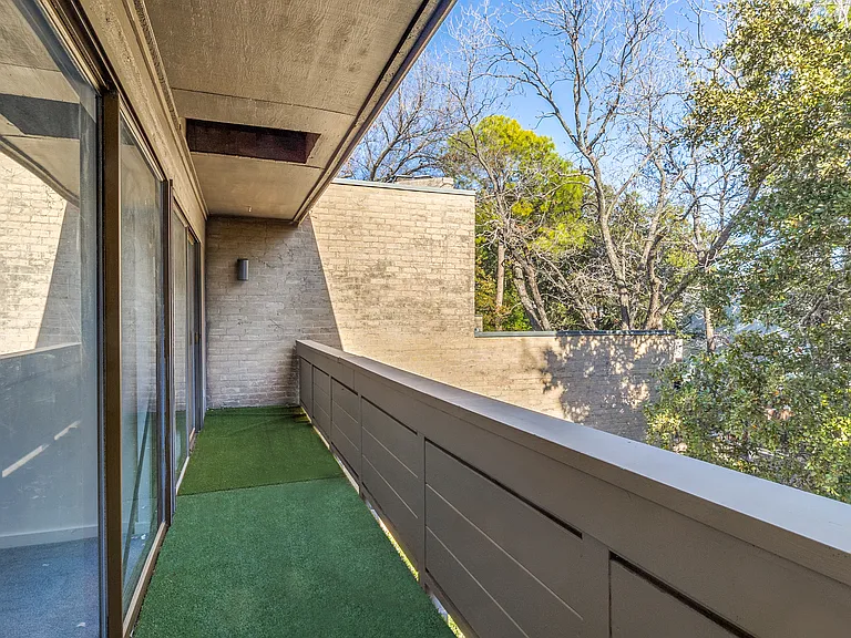 4024 Buena Vista St — Photo 19