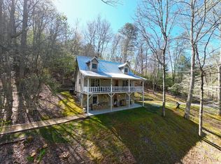 3120 Creekview Rd, Hiawassee, GA 30546