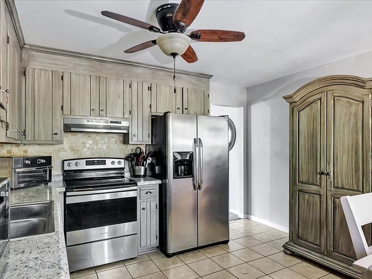 13631 Lucky Debonair Ln — Photo 15