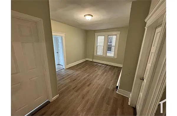 Building Photo - 51 Hawkins St #1