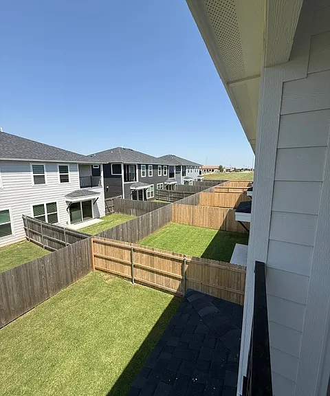 1100 Prestige Pl — Photo 35