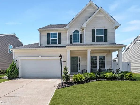 36605 Barkhurst Mill Dr, North Ridgeville, OH 44039