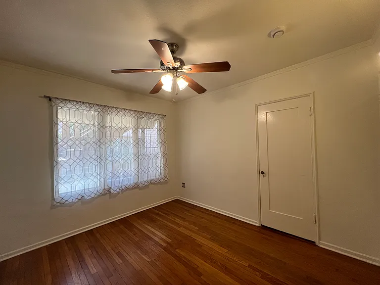 1171 Huntington Dr #D — Photo 29