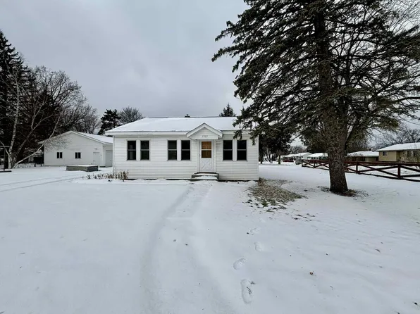 2305 Division St N, North Saint Paul, MN 55109