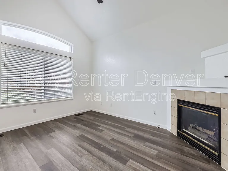 12194 Crabapple St — Photo 5
