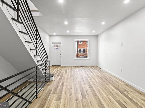 2nd image of 1841 McKean St