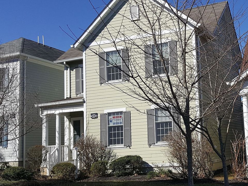 1st image of 51 Goldcrest Dr