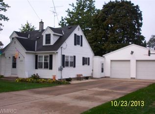 3452 Hubbard St, Hamilton, MI 49419