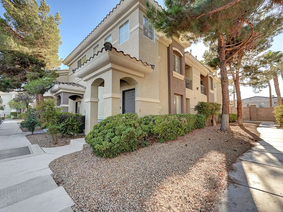 9050 W Warm Springs Rd #2009