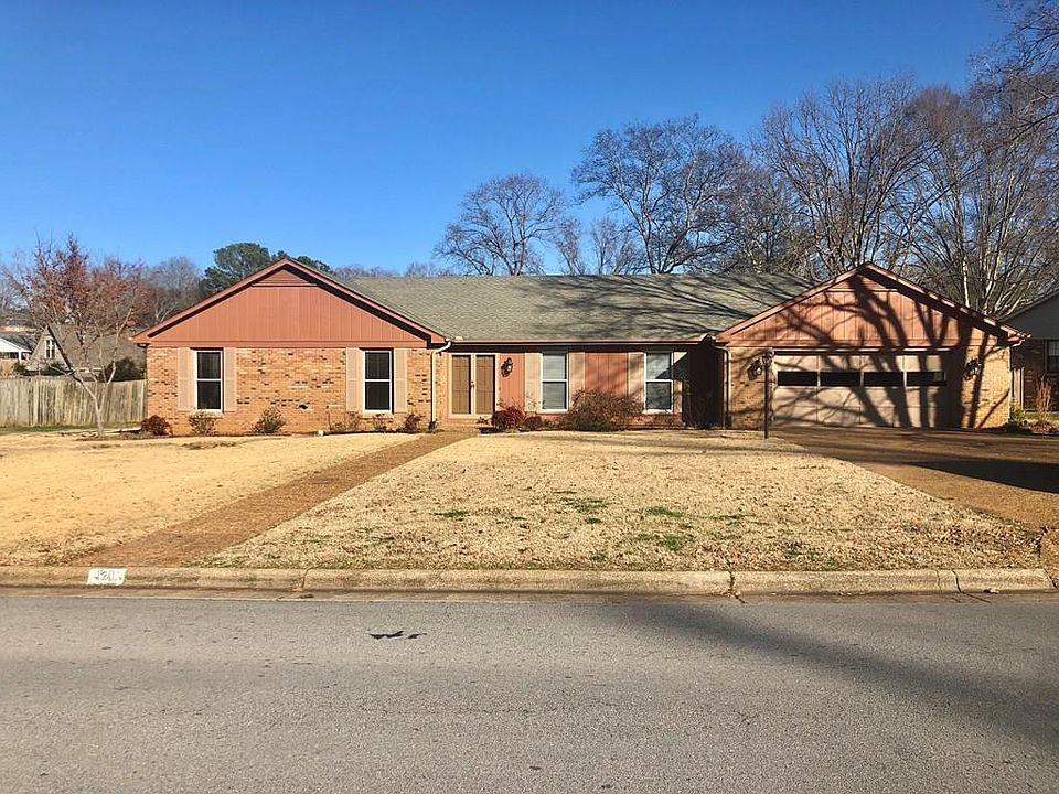 1st image of 120 Creekwood Dr