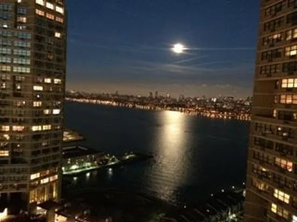 7000 Blvd East image 12 of 32