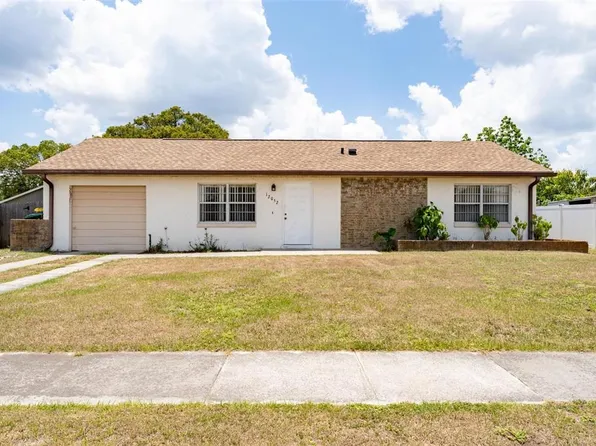 12052 Club Woods Dr, Orlando, FL 32824