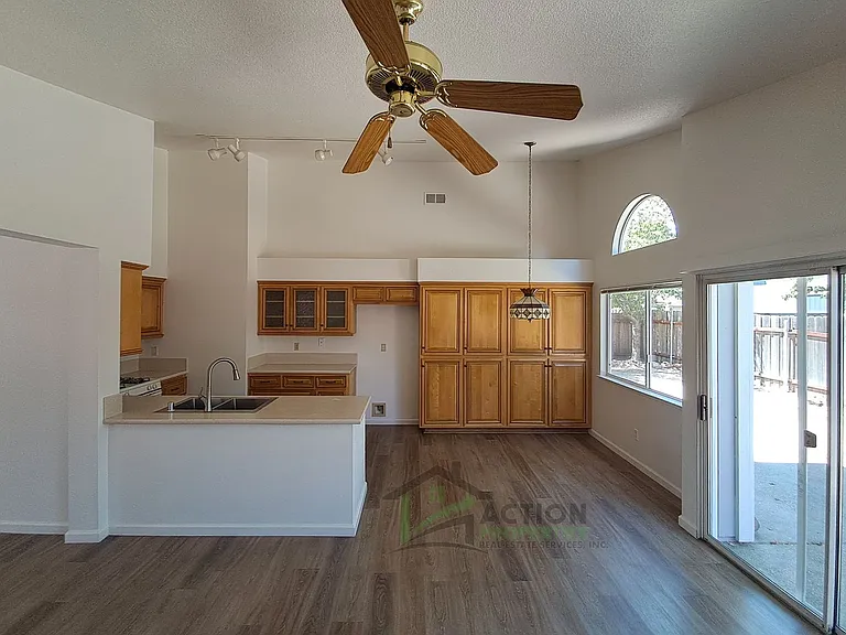 3835 Hunters Glen Pl — Photo 20