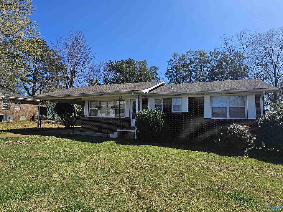 1st image of 618 Austin Dr NW