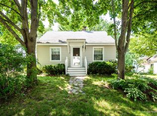 31 Clayton St, Portland, ME 04103