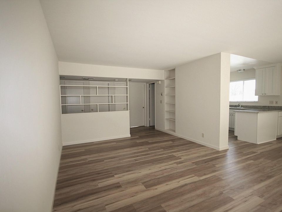 1st image of 1665 Maurice Ln #1