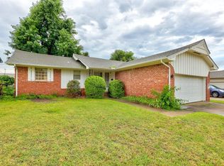 6612 NW 20th St, Bethany, OK 73008