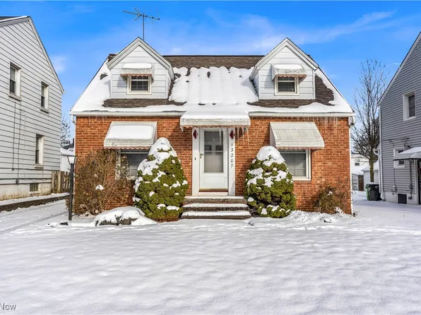 13207 Grannis Rd, Garfield Heights, OH 44125