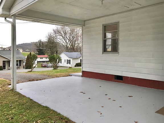 4th image of 615 Scott St