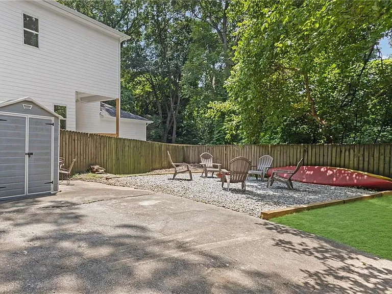 265 Haas Ave SE — Photo 27
