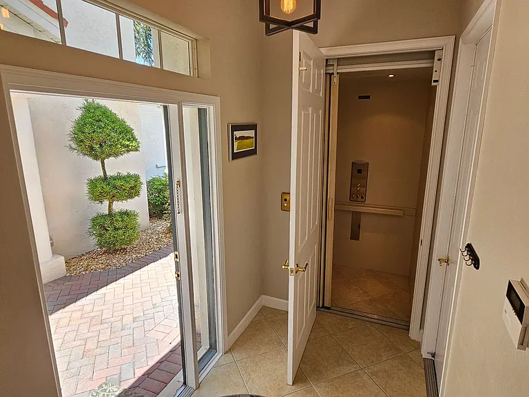 118 Bella Vista Ter #7C — Photo 9