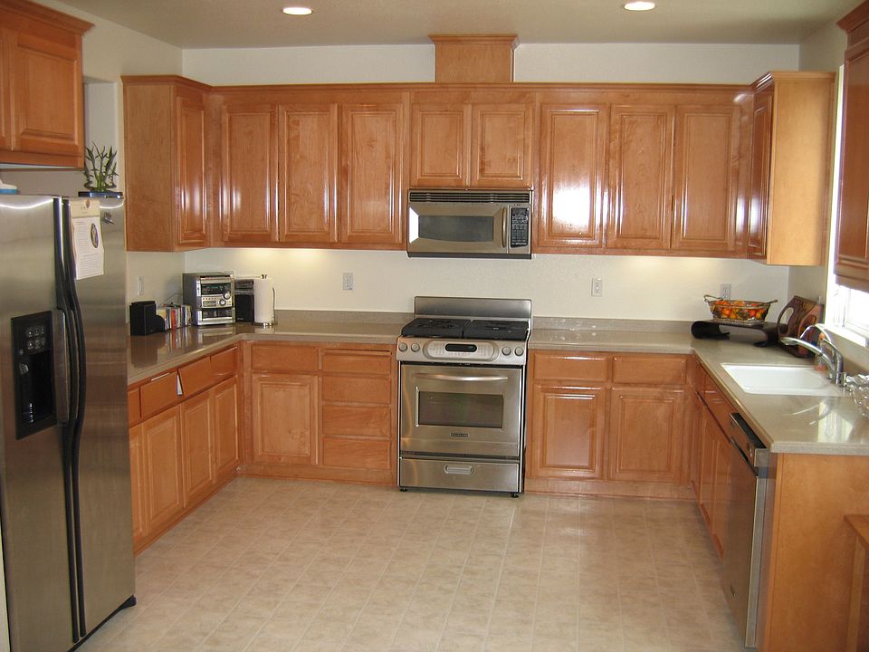 2nd image of 4025 Crandall Cir