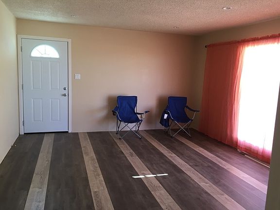 3rd image of 6147 Bagley Ave