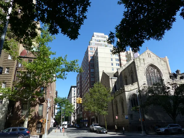 560 West End Avenue image 19 of 23