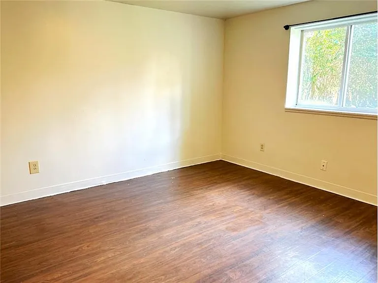 115 Culler Rd #E — Photo 4