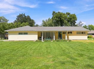 6521 Donna Dr, Fort Wayne, IN 46819