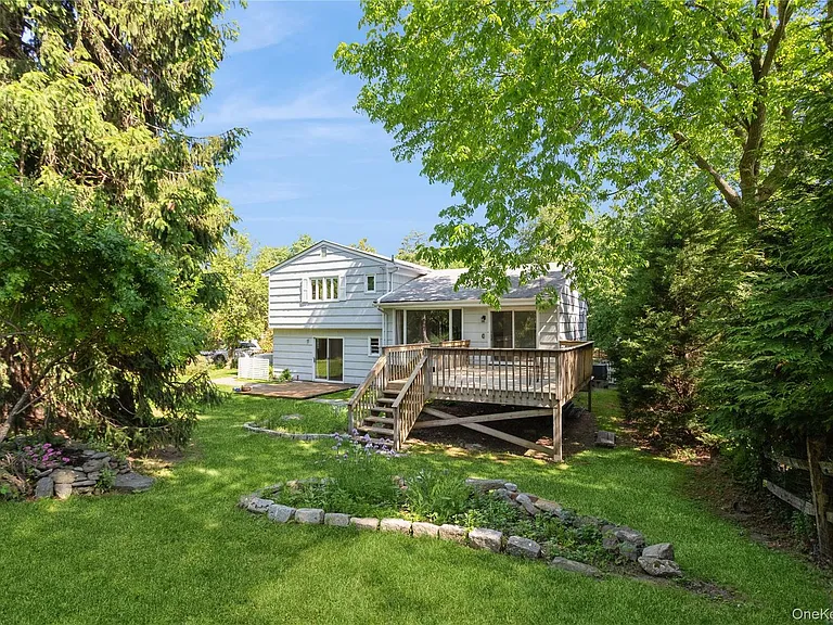 9 Marlene Ct — Photo 28