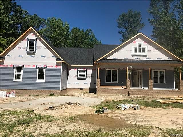 1st image of 8365 Drakes Landing Ct