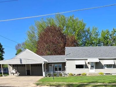 218 Lake Ave E, Fulda, MN, 56131