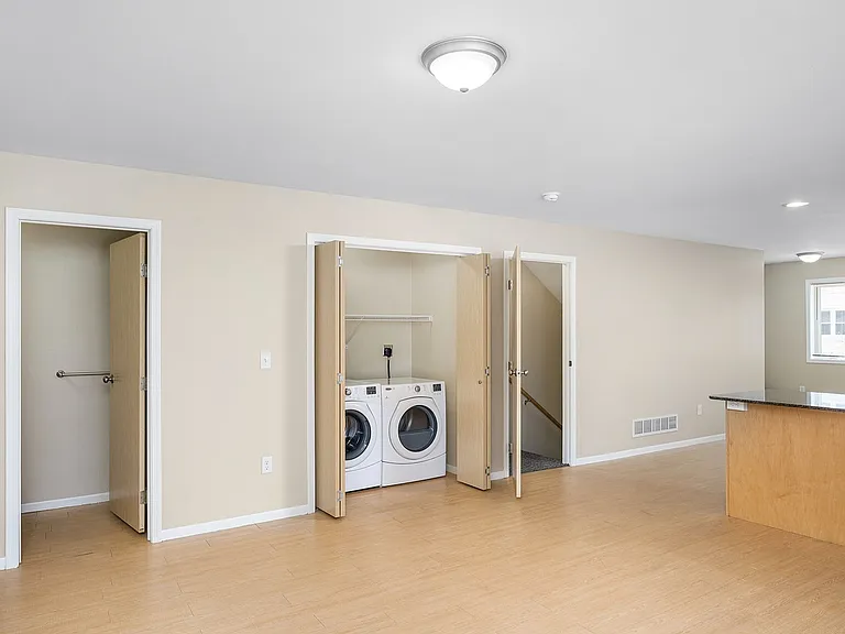 3. 1721 University A - Living Room