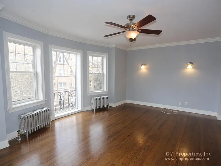 4820 N Paulina St #1 — Photo 2