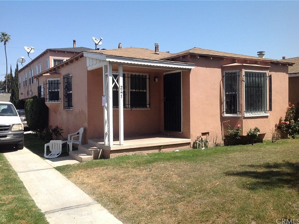 1st image of 241 E 112th St