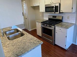 2705 N 15th St, Rogers, AR 72756