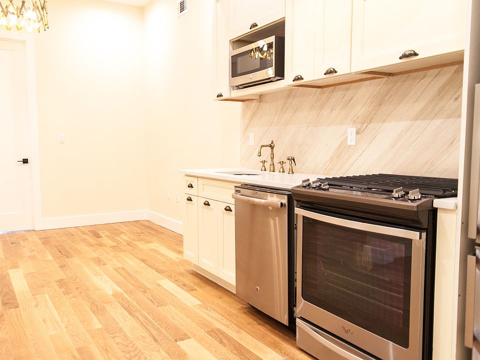 1st image of 1426 De Kalb Ave #3L