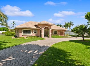 541 SE 15th Ave, Deerfield Beach, FL 33441