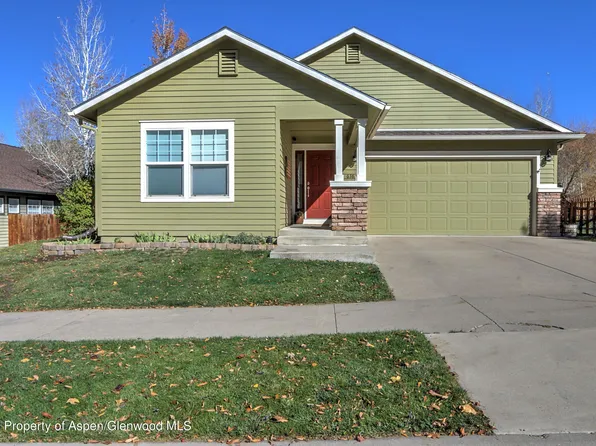 638 S Wild Horse Dr, New Castle, CO 81647