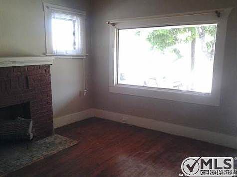 5th image of 510 E Courtland Pl
