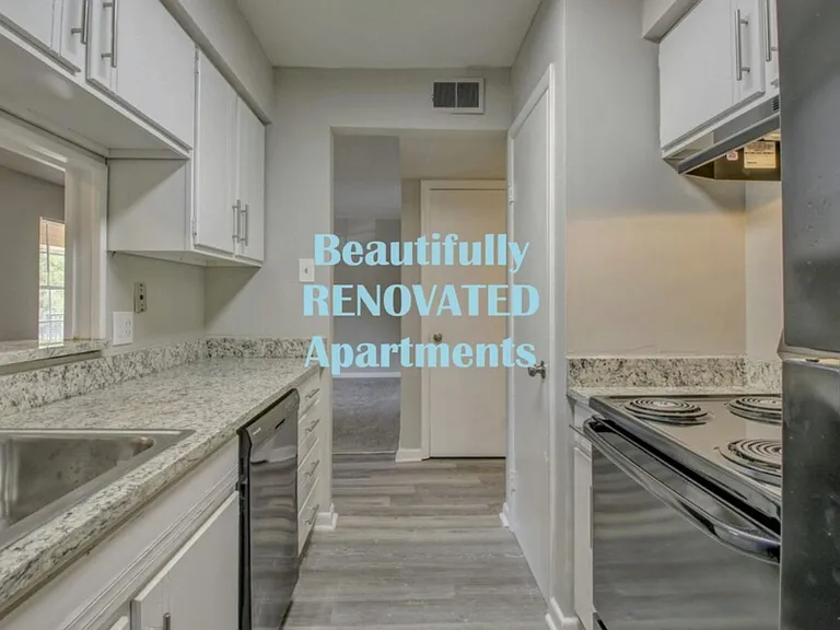 Breckenridge Square Apartments — Photo 1