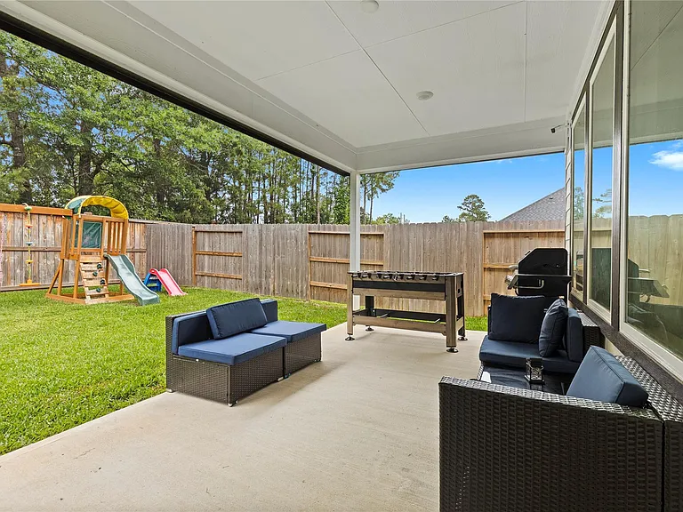 318 Springfield Terrace Dr — Photo 28