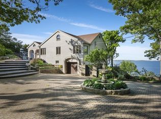 95 Puritan Ln, Swampscott, MA 01907