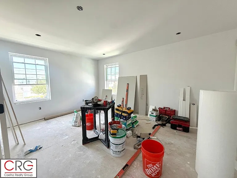 140 Summer St #1 — Photo 21